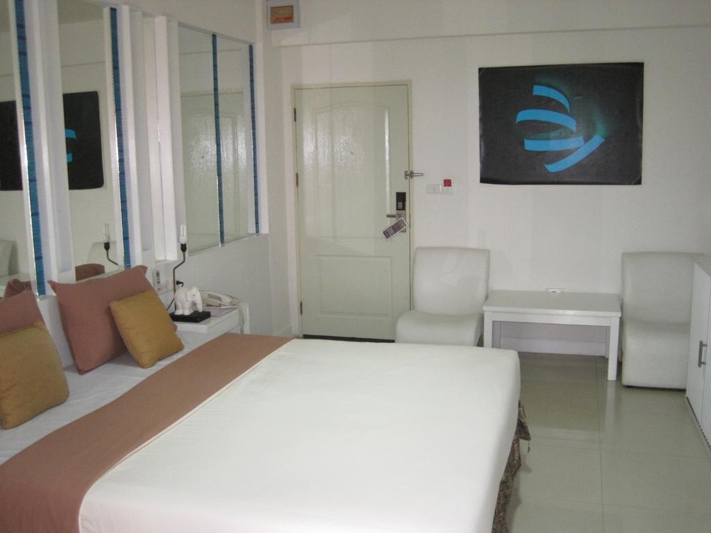 The Wing Design Hotel Bangkok Extérieur photo