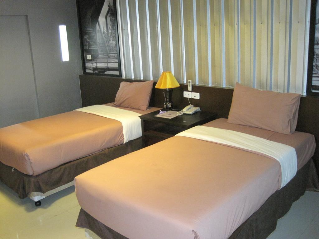 The Wing Design Hotel Bangkok Chambre photo